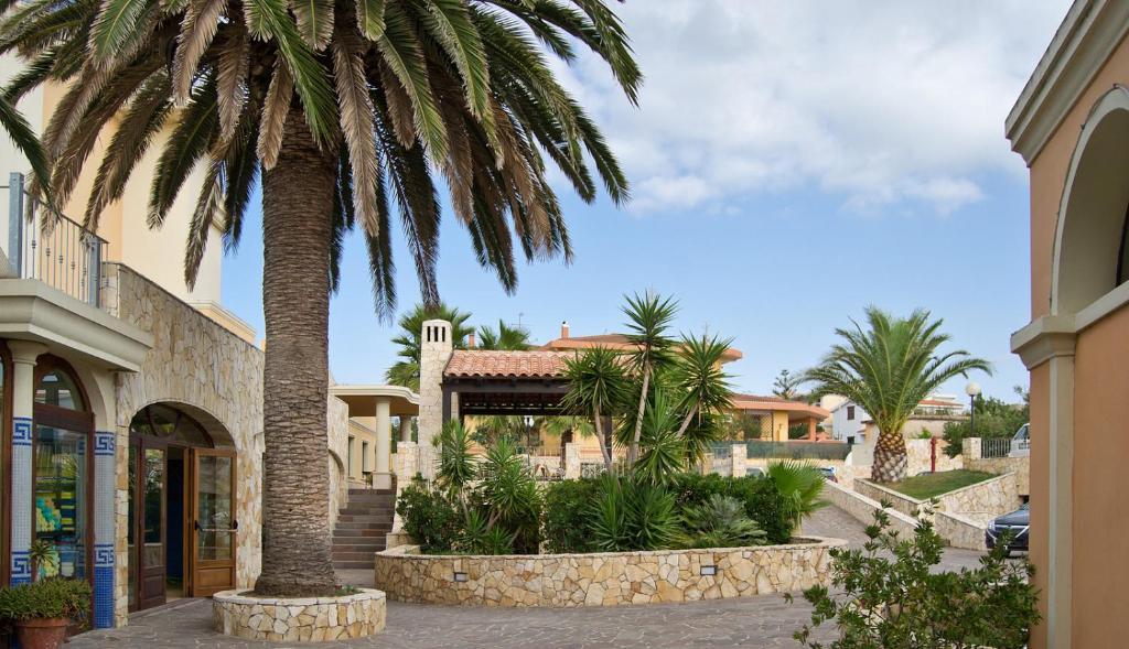 Hotel Libyssonis Porto Torres Exterior foto